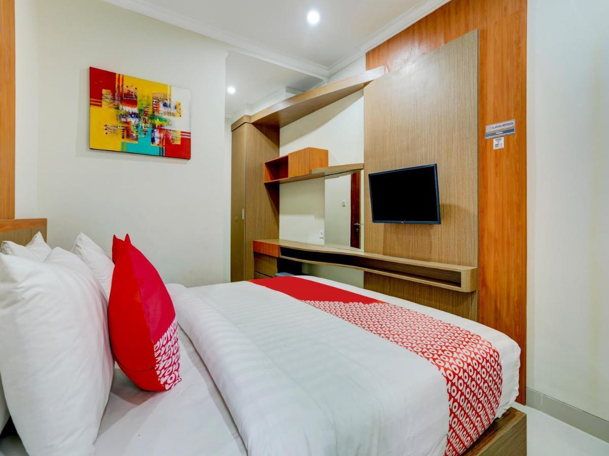 Super Oyo Capital O 90291 Vin Stay Petanu Pesanggaran Esterno foto