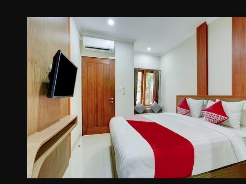 Super Oyo Capital O 90291 Vin Stay Petanu Pesanggaran Esterno foto
